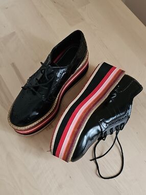 Zara Oxford Platform Shoes In Black